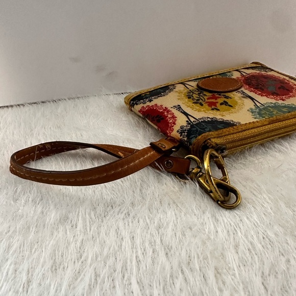 Fossil Multicolor Wristlet Clutch ♥️☀️ - Picture 5 of 8